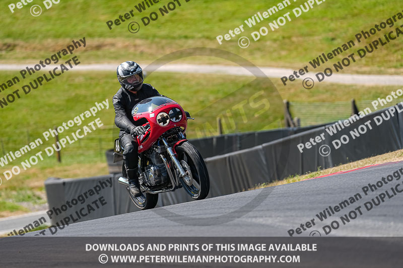 cadwell park;cadwell park photographs;cadwell trackday photographs;enduro digital images;event digital images;eventdigitalimages;peter wileman photography;racing digital images;trackday digital images;trackday photos